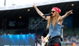 牛奶屋派对：Troye Sivan, Glass Animals, G Flip, Sycco来到国王公园