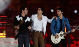 乔纳斯兄弟增加了50个巡演日期，包括亚特兰大、纳什维尔;以下是购票的方法