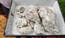 密尔沃基电动工具电池如此昂贵的原因