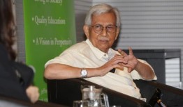 达因表示已与反贪会合作，但仍对不当行为指控一无所知