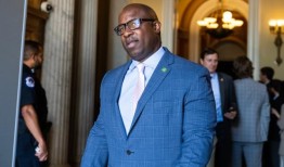 贾马尔·鲍曼“后悔”传播9／11阴谋论