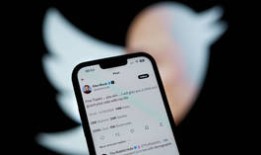 马斯克正在接受彭博社的调查