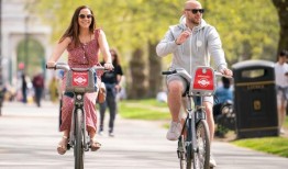 6月每周日，伦敦交通局免费提供30分钟的自行车租赁服务