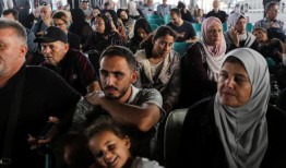 随着以色列军队向加沙城推进，拉法过境点的撤离工作仍在继续