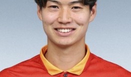 足球：名古屋后卫藤井将加盟比利时科尔特里克俱乐部