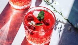 人们为了更好的睡眠而喝“含镁无酒精鸡尾酒”——“我着迷了”