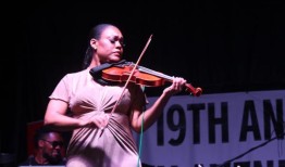 想去品味第四大道爵士音乐节吗？以下是你需要知道的