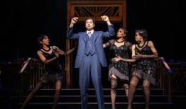 甜蜜的情感：为什么原来的百老汇音乐剧回到果冻的最后果酱在安可!