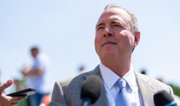 希夫呼吁拜登退出总统竞选