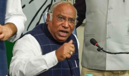 聪的表现令人失望;将克服暂时的挫折：Kharge