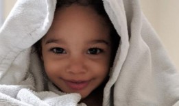 诉讼称，阿拉巴马州一名3岁女孩死于海洛因成瘾父亲肮脏的家中，原因是系统失灵