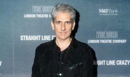 迈克尔·因佩里奥利将与杰里米·斯特朗一起出演百老汇的《人民公敌》