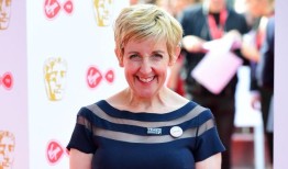 朱莉·赫斯蒙达尔透露，奥尔德姆体育馆在竞选后被“拯救”了