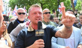 汤米·罗宾逊“因反恐法被捕”