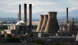 工会说，政府必须“被迫采取行动”来拯救Grangemouth炼油厂