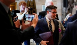 共和党人在援助乌克兰问题上的颠倒姿态表明，该党受制于特朗普