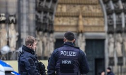 德国警方因圣诞节大教堂恐怖威胁拘留一名男子