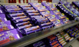 查尔斯国王剥夺了巧克力制造商的皇室授权