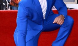 迈克尔·B·乔丹把他价值42.9万美元的法拉利撞在了一辆停着的汽车上，把它撞成了一堆残骸