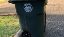 伯明翰居民：新的免费垃圾车令人困惑，“巨人”