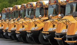 由于恶劣的天气，阿拉巴马州的学校系统推迟了4月11日星期四的开学时间