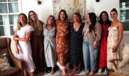 曼迪·摩尔在婴儿派对上感到“被爱”