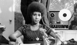 法官裁定，沙发上发现的艾瑞莎·富兰克林手写遗嘱有效