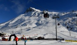 法国首个滑雪公开赛，但仅限于高海拔地区