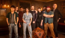 评论：评论家如何看待百老汇外的二十面酒馆？