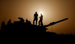 以色列军队和哈马斯在加沙地带展开激烈战斗，造成了动荡