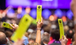 什么是法律修正案？美南浸信会投票支持女性担任“任何形式的牧师”