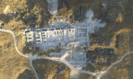 放射性碳定年法符合埃及学和圣经在基色城的记载