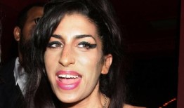 艾米·怀恩豪斯的保镖透露了他们最后一次谈话的细节